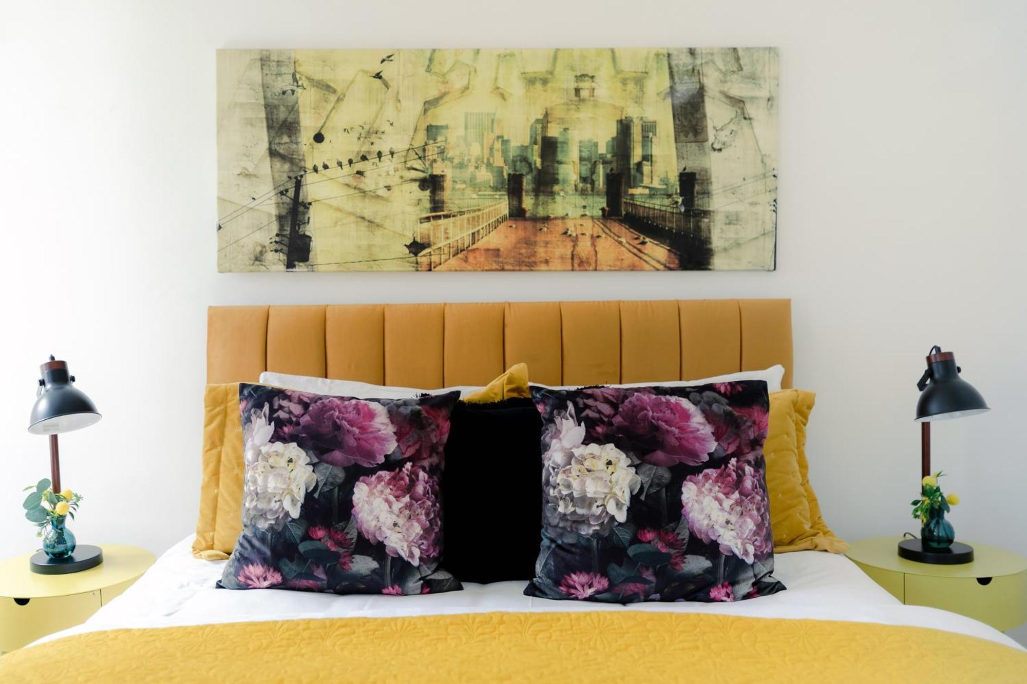 Apartament Rare Find Off Oxford St! Soho 5Bed Design House For Xxl Groups Londyn Zewnętrze zdjęcie