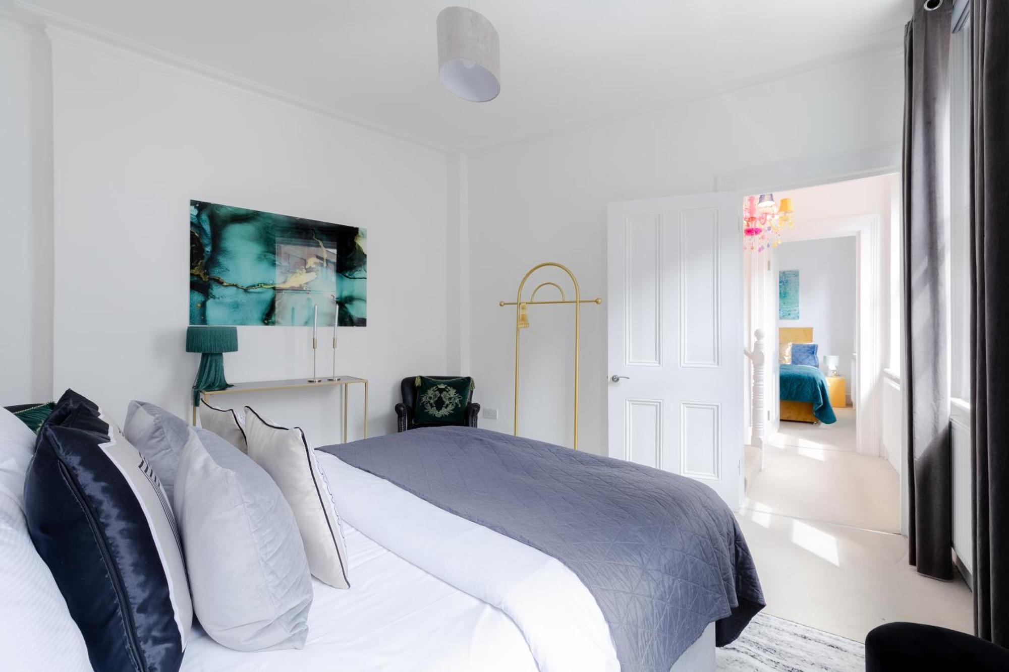 Apartament Rare Find Off Oxford St! Soho 5Bed Design House For Xxl Groups Londyn Zewnętrze zdjęcie