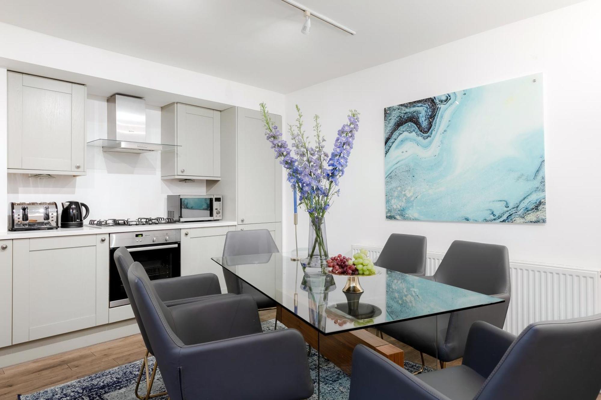 Apartament Rare Find Off Oxford St! Soho 5Bed Design House For Xxl Groups Londyn Zewnętrze zdjęcie