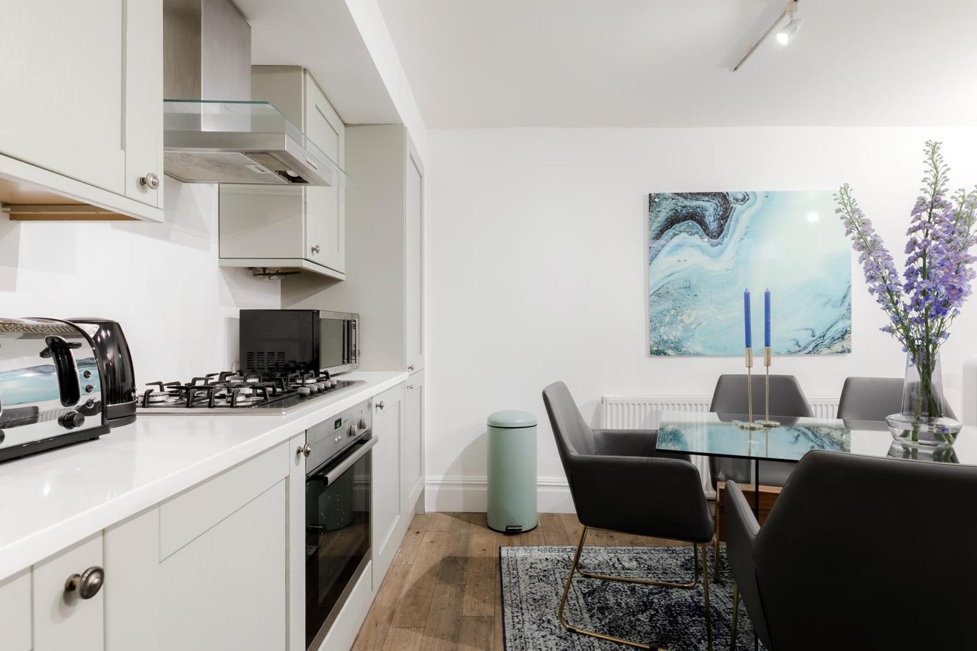 Apartament Rare Find Off Oxford St! Soho 5Bed Design House For Xxl Groups Londyn Zewnętrze zdjęcie