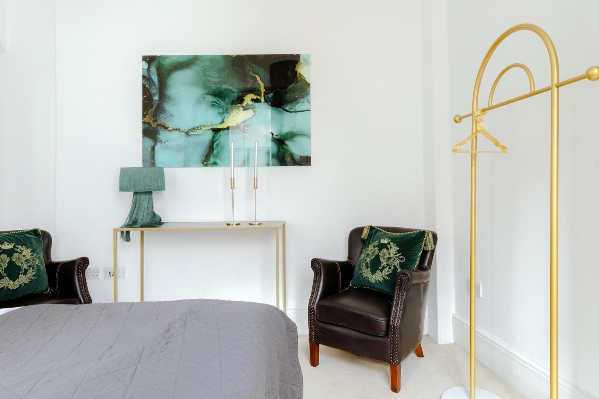 Apartament Rare Find Off Oxford St! Soho 5Bed Design House For Xxl Groups Londyn Pokój zdjęcie